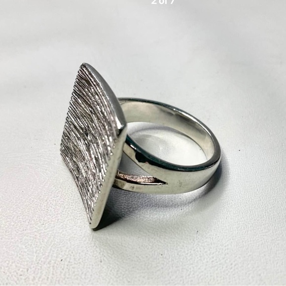 Sterling Silver Tashi Designer Ring Funky Ridged Design - Picture 2 of 6
